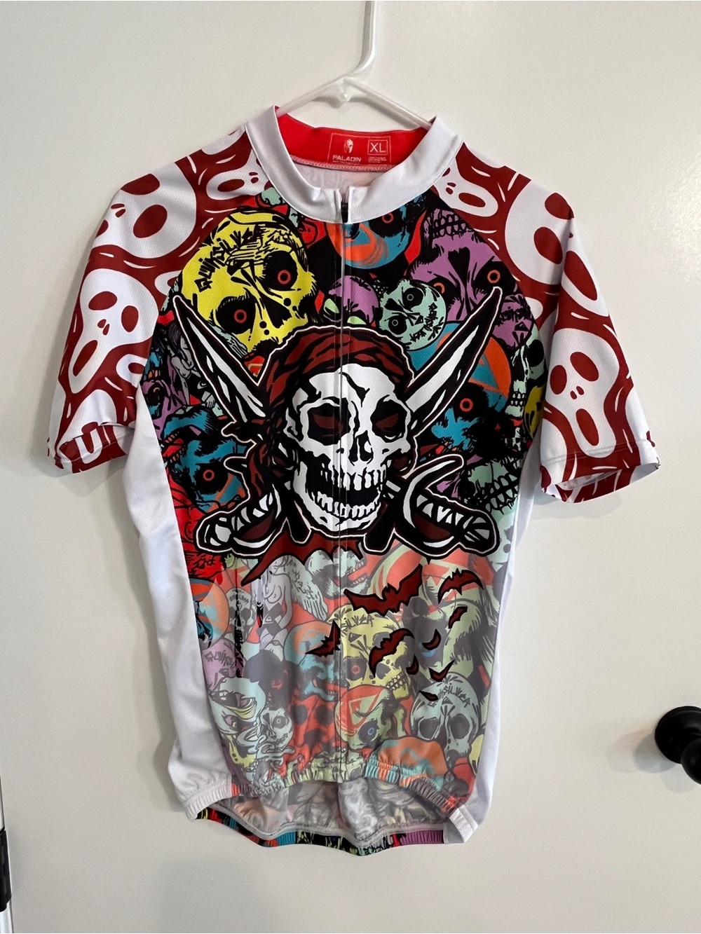 Men’s size XL Paladin Dead Men Tell No Tales Skulls Bicycle Jersey